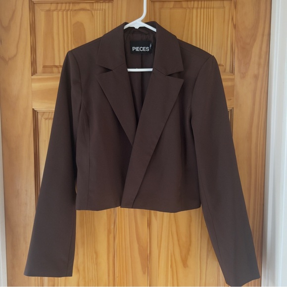 NWOT Chicory Coffee Peices cropped blazer - Picture 3 of 4